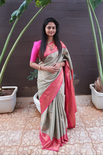 Pastel Green Vaira Oosi saree