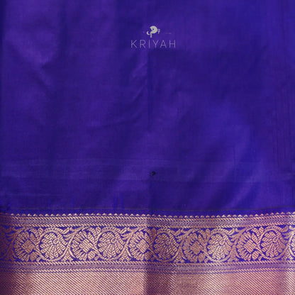 Cream zari kattam saree