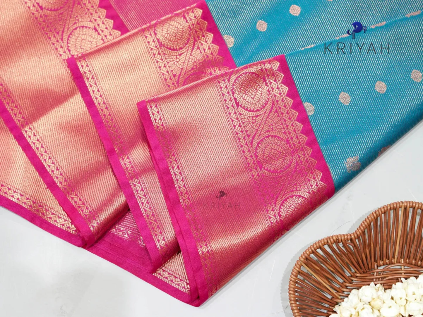 Blue Vaira Oosi saree