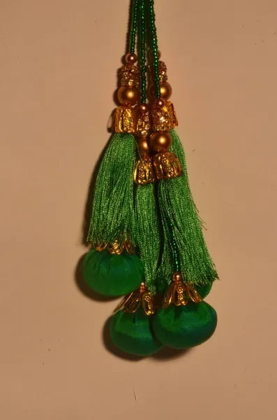 Green silk thread Tassel